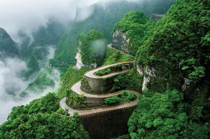 ÂN THI – PHƯỢNG HOÀNG CỔ TRẤN – TRƯƠNG GIA GIỚI – THẤT TINH SƠN – HỒ BẢO PHONG3