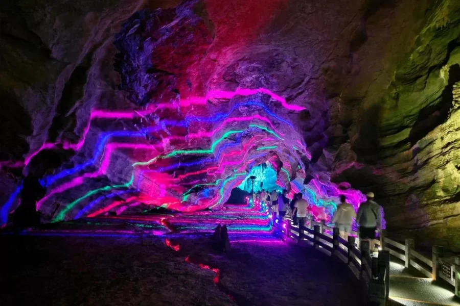 ÂN THI – PHƯỢNG HOÀNG CỔ TRẤN – TRƯƠNG GIA GIỚI – THẤT TINH SƠN – HỒ BẢO PHONG8